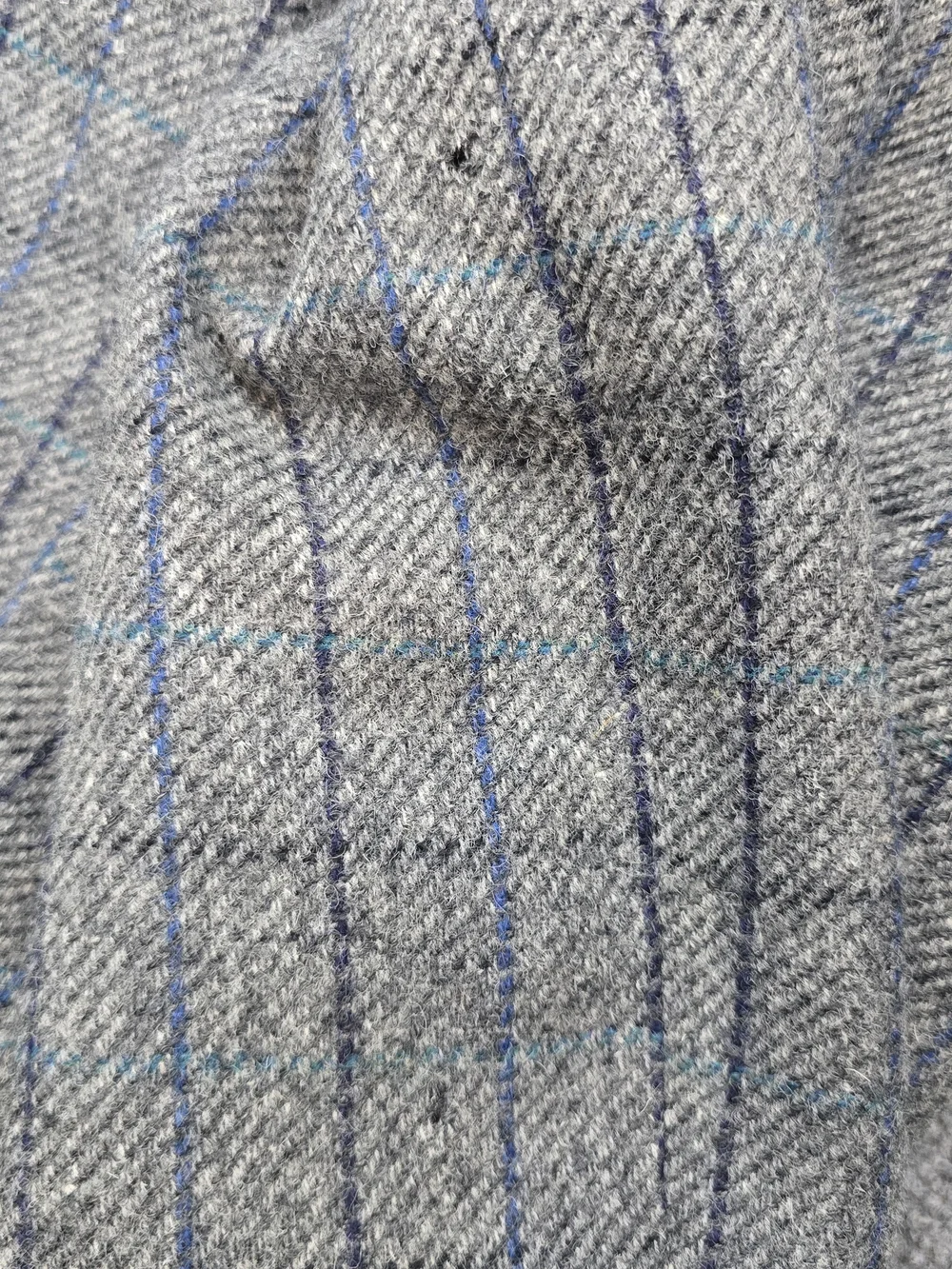 Donegal II Irish Pure New Wool Blazer 44R Gray Blue Windowpane Sport Coat